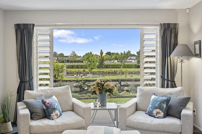 Photo of property in 10 Lake Drive, Karaka, Papakura, 2113