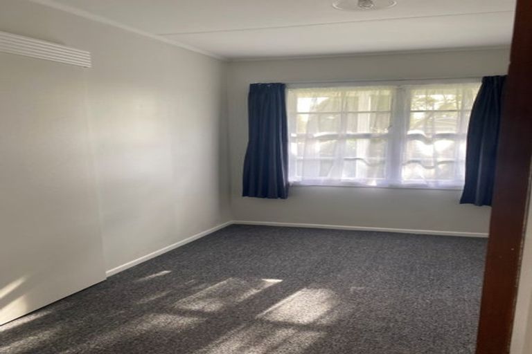 Photo of property in 95 Apollo Parade, Milson, Palmerston North, 4414