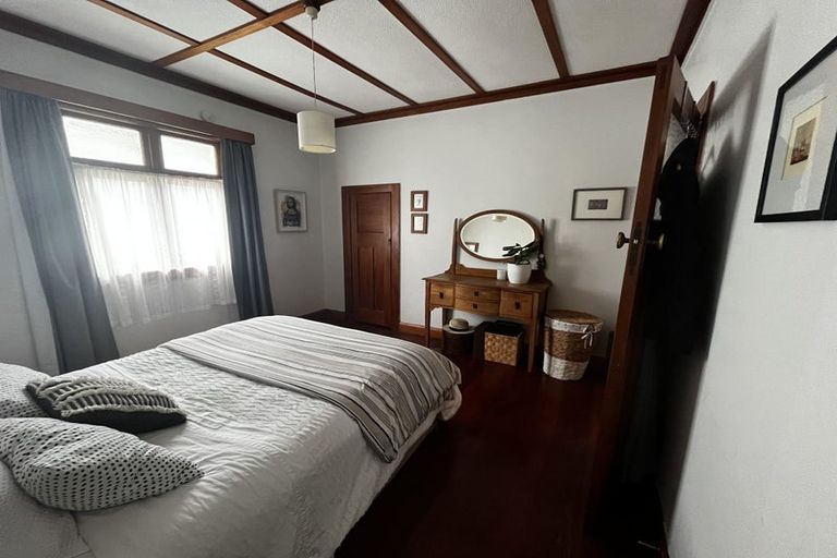 Photo of property in 28 Miro Street, Takaro, Palmerston North, 4410