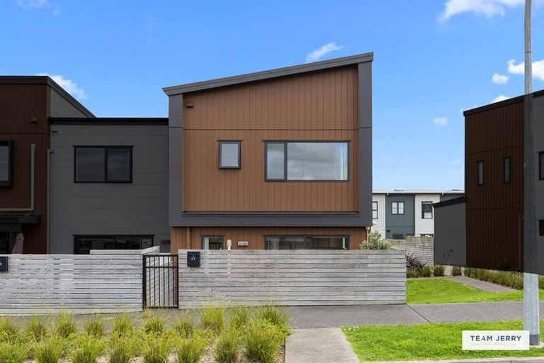 Photo of property in 27 Sun Orchid Avenue, Wiri, Auckland, 2104