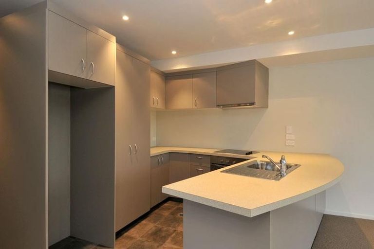Photo of property in 189u6 Ohiro Road, Brooklyn, Wellington, 6021