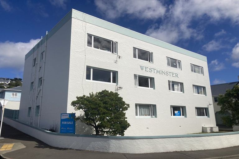 Photo of property in 56f5 Tanera Crescent, Brooklyn, Wellington, 6021