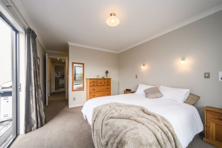 Photo of property in 114 Linton Street, West End, Palmerston North, 4410