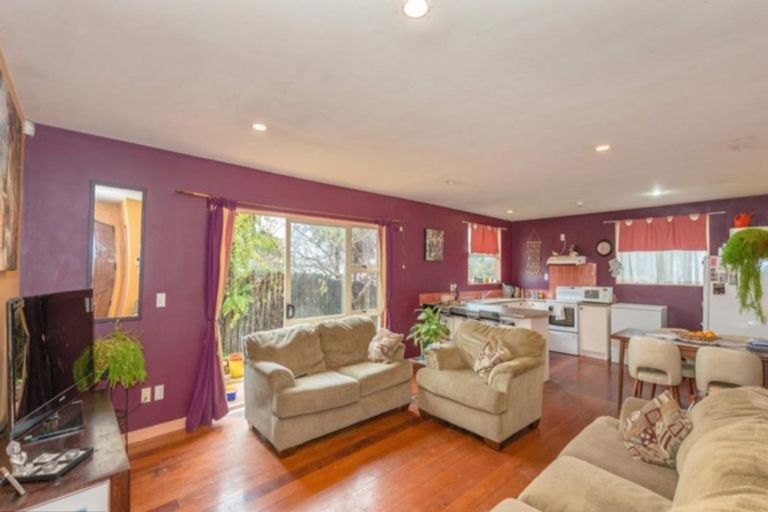 Photo of property in 87 Massey Street, Frankton, Hamilton, 3204