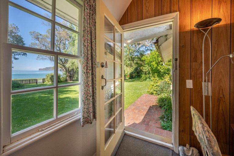 Photo of property in 4 Cemetery Road, Wainui, French Farm, 7582