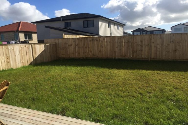 Photo of property in 14 Hangahai Road, Flat Bush, Auckland, 2019