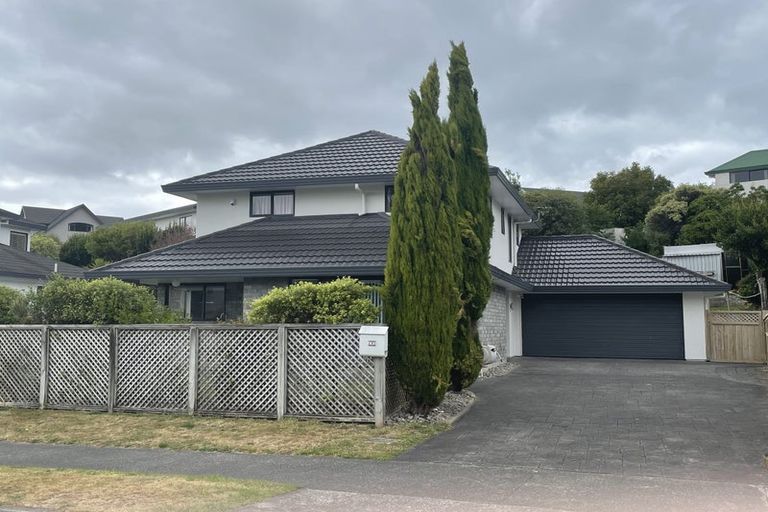 Photo of property in 193 Westchester Drive, Churton Park, Wellington, 6037