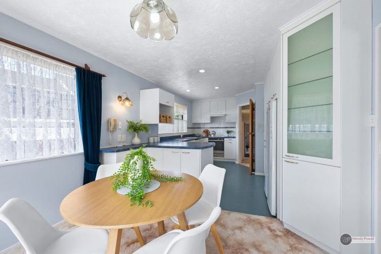 Photo of property in 34 Mcenroe Grove, Naenae, Lower Hutt, 5011