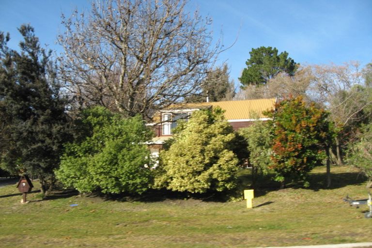 Photo of property in 9 Heuchan Lane, Wanaka, 9305