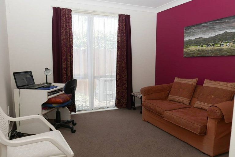 Photo of property in 5 Richard Seddon Drive, Northwood, Christchurch, 8051