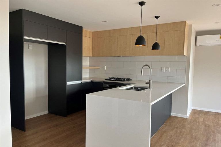 Photo of property in 26a Amberley Avenue, Te Atatu South, Auckland, 0610