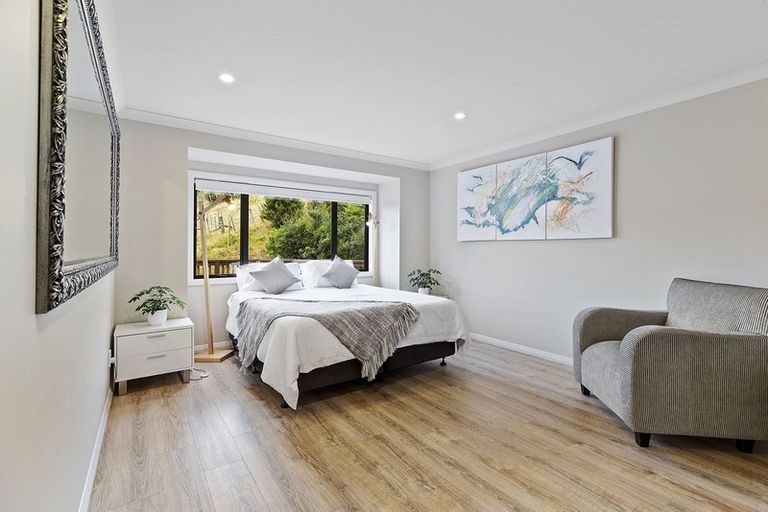 Photo of property in 499 South Makara Road, Makara, Karori, 6972
