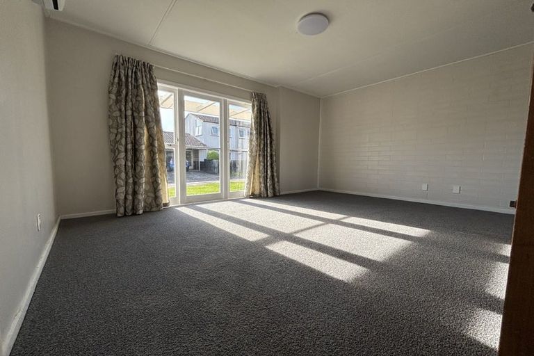 Photo of property in 41 Hamilton Drive, Waiuku, 2123