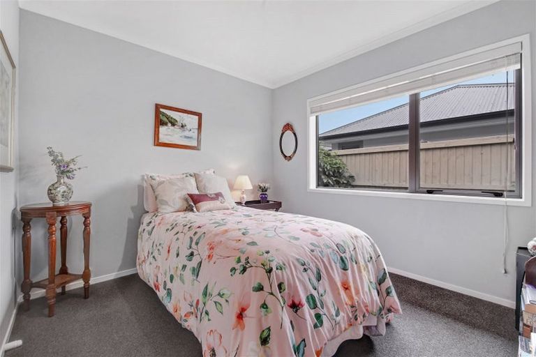 Photo of property in 18 Sincock Place, Kaiapoi, 7630