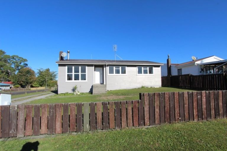 Photo of property in 1 Hinau Street, Tokoroa, 3420