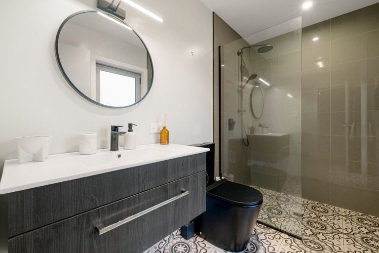 Photo of property in 31 Racecourse Road, Cambridge, 3493