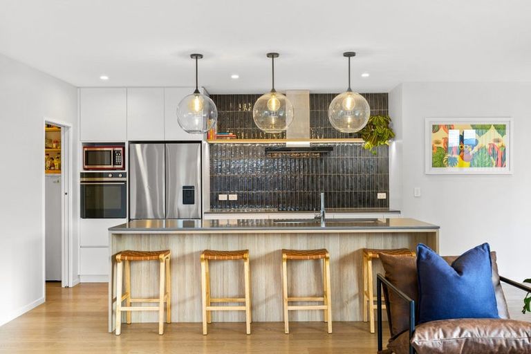 Photo of property in 75 Glenvar Ridge Road, Long Bay, Auckland, 0630