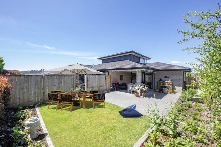 Photo of property in 17 Pitoitoi Drive, Riverhead, 0820