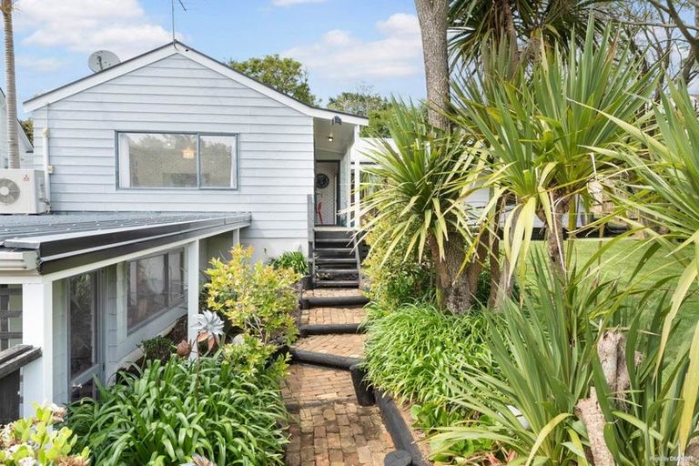 Photo of property in 41 Reynolds Road, Pukekohe, 2120