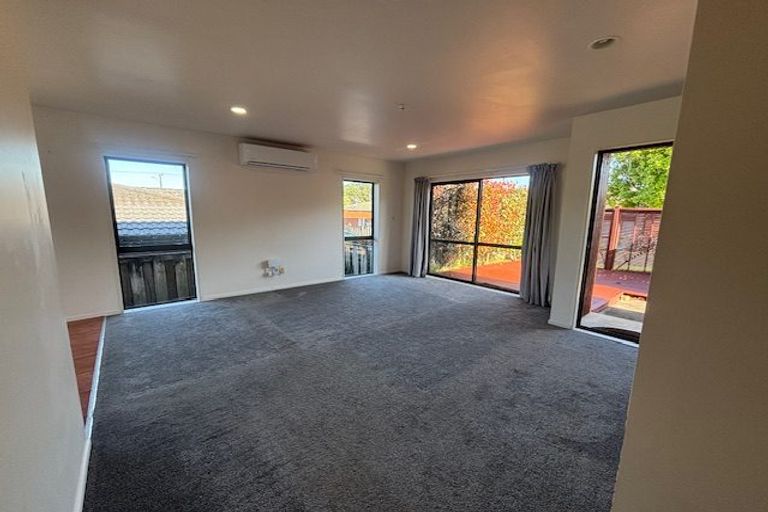 Photo of property in 4/103 Wallace Road, Mangere Bridge, Auckland, 2022