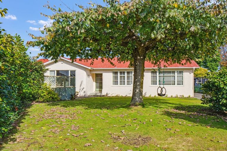 Photo of property in 36 Gloucester Street, Takaro, Palmerston North, 4412