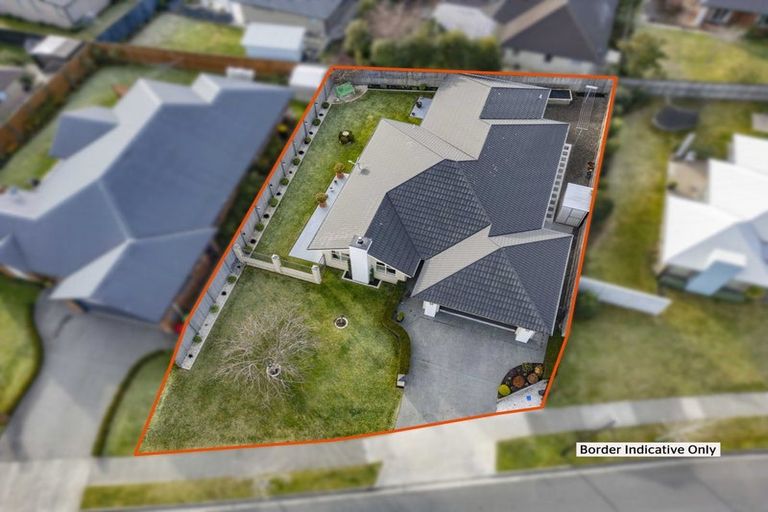 Photo of property in 42 Oakwood Drive, Rangiora, 7400