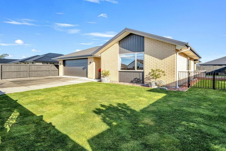Photo of property in 8 Hoffman Street, Marshland, Christchurch, 8083