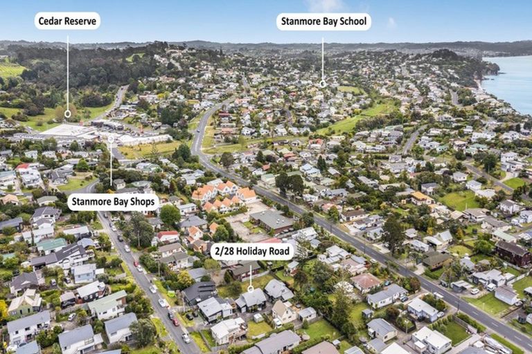 Photo of property in 2/28 Holiday Road, Stanmore Bay, Whangaparaoa, 0932