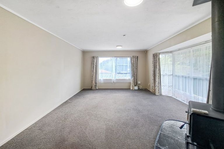 Photo of property in 56 Kowhai Street, Wainuiomata, Lower Hutt, 5014