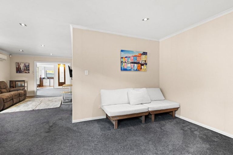 Photo of property in 32 Milton Road, Bluff Hill, Napier, 4110