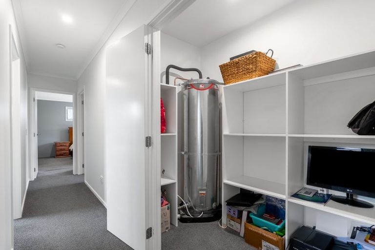 Photo of property in 28 Hartford Crescent, Rolleston, 7615