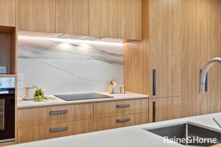 Photo of property in 21/12 Westmorland Rise, Bethlehem, Tauranga, 3110