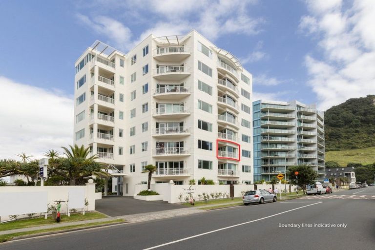 Photo of property in 12 Maunganui Road, Mount Maunganui, 3116