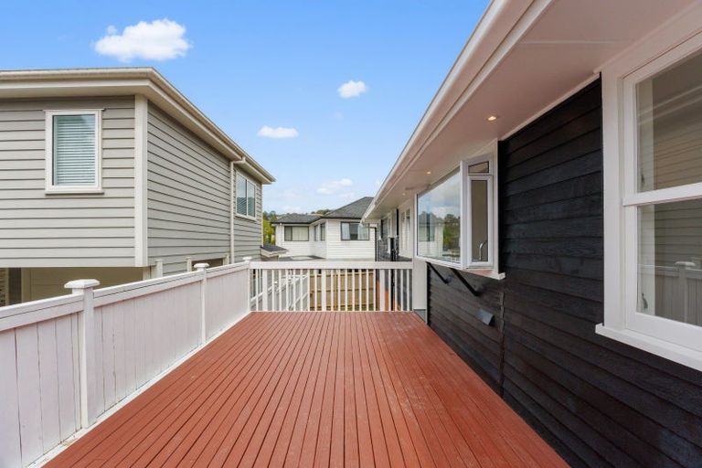 Photo of property in 21 Compton Street, Hillcrest, Auckland, 0627