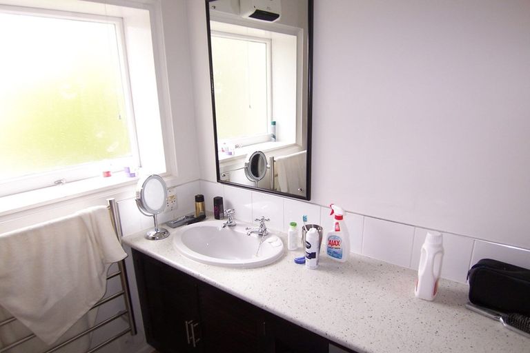 Photo of property in 1/16 Kilmarnock Street, Riccarton, Christchurch, 8011