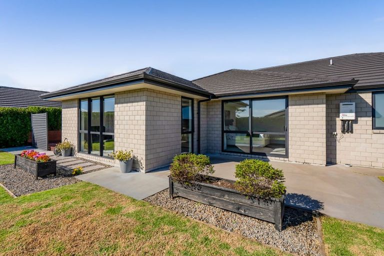 Photo of property in 17 Longstaff Drive, Bell Block, New Plymouth, 4312