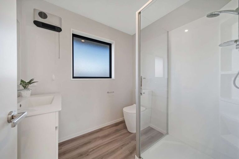 Photo of property in 1 Harrier Place, Amberley, 7410