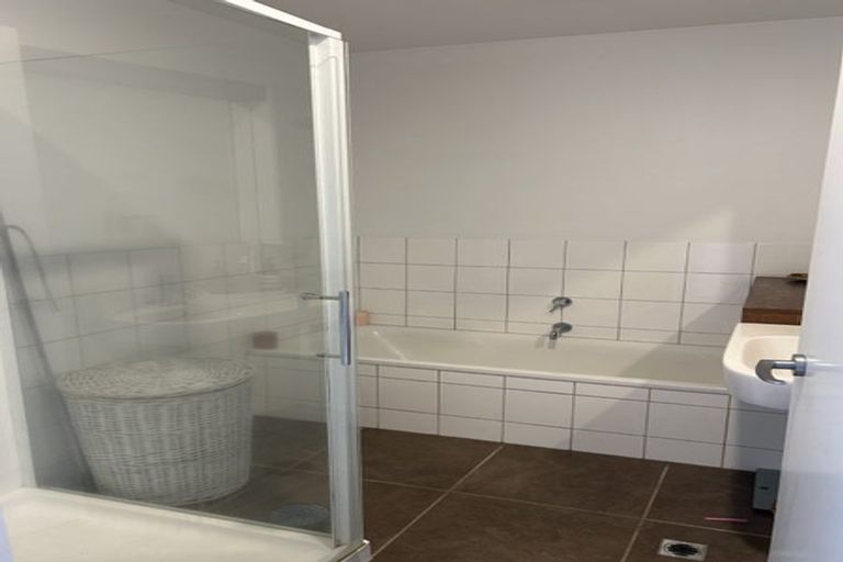 Photo of property in Altar Apartments, 32/120 Rintoul Street, Newtown, Wellington, 6021