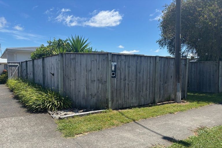Photo of property in 115 King Street, Taradale, Napier, 4112