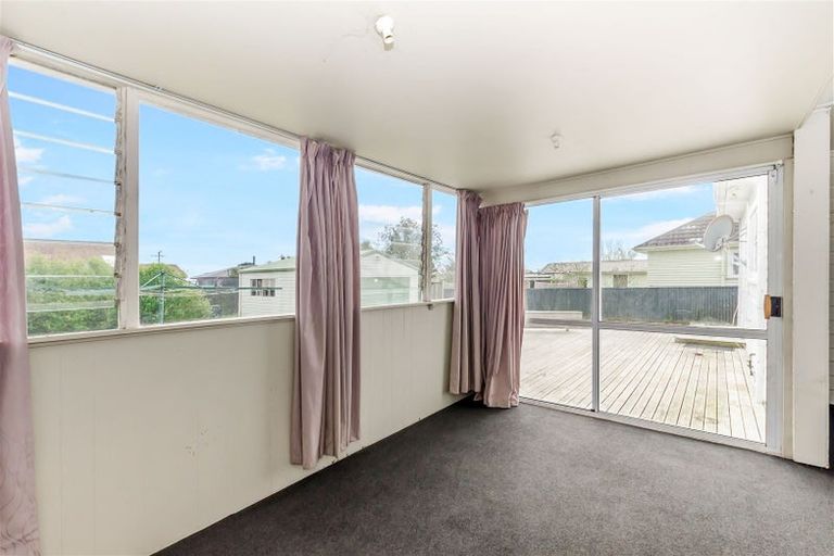 Photo of property in 3 George Street, Levin, 5510