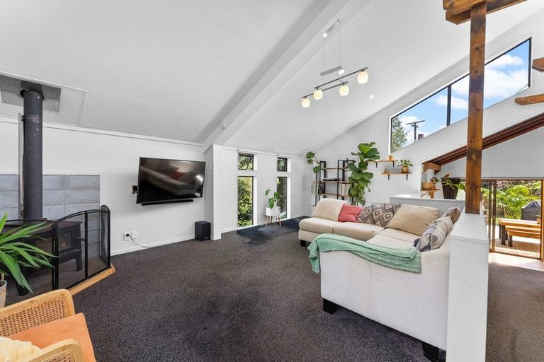 Photo of property in 18b Mayfair Place, Westown, New Plymouth, 4310