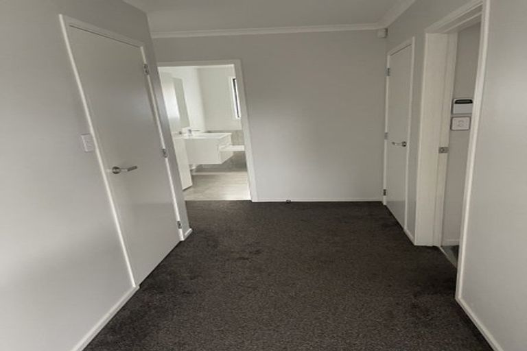 Photo of property in 22 Walter Lawry Road, Paerata, Pukekohe, 2124