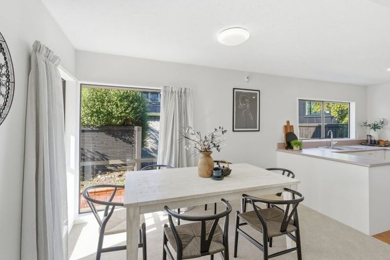 Photo of property in 1/318 Withells Road, Avonhead, Christchurch, 8042
