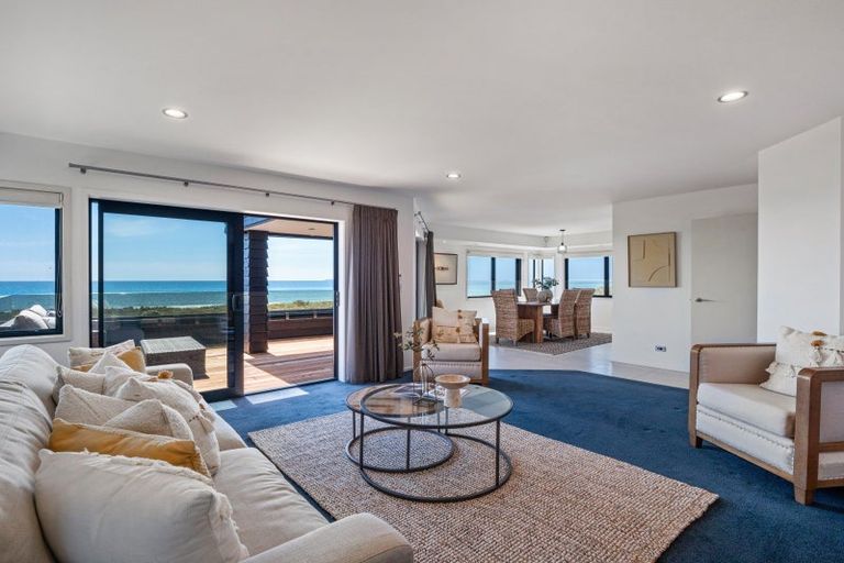Photo of property in 32a Sunbrae Grove, Mount Maunganui, 3116