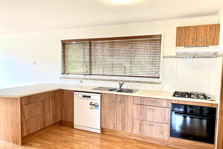 Photo of property in 88 Spinella Drive, Bayview, Auckland, 0629