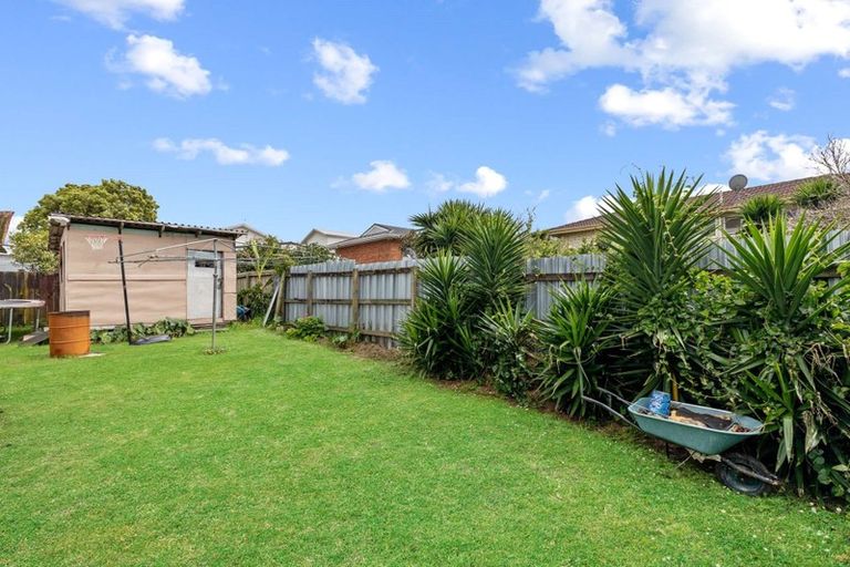 Photo of property in 62 Mckinstry Avenue, Mangere East, Auckland, 2024