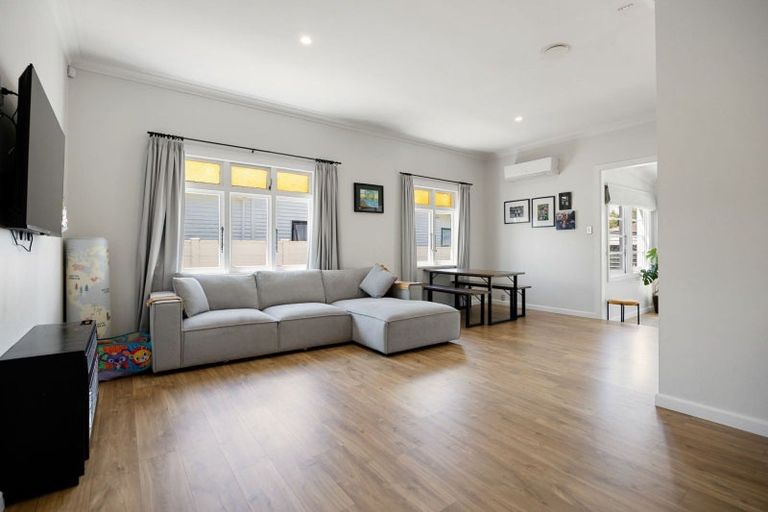 Photo of property in 102 Naylor Street, Hamilton East, Hamilton, 3216
