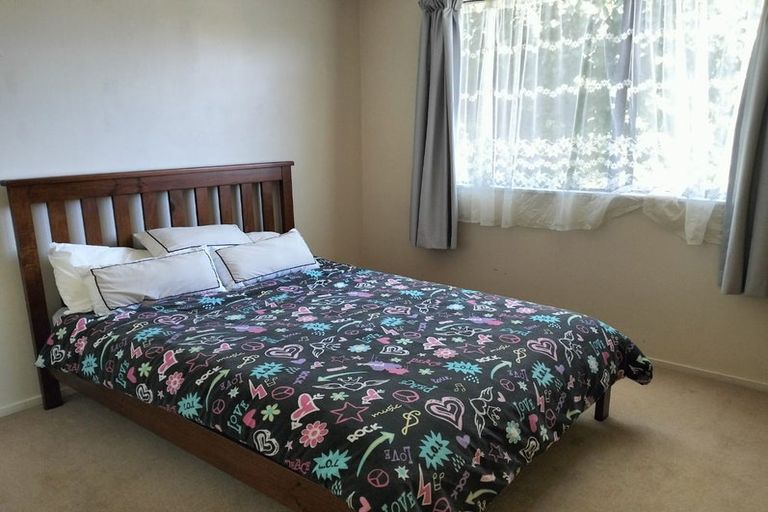 Photo of property in 39 Burgess Road, Johnsonville, Wellington, 6037