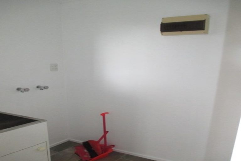 Photo of property in 5a Dowding Street, Melville, Hamilton, 3206