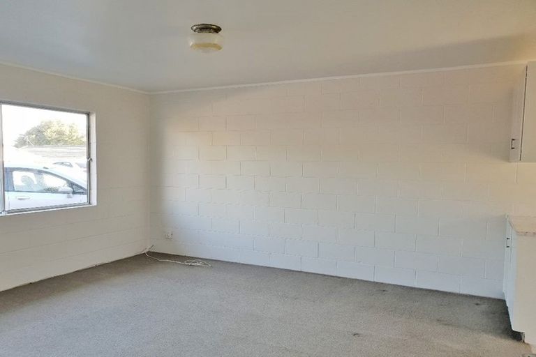 Photo of property in 8/84 Kenderdine Road, Papatoetoe, Auckland, 2025